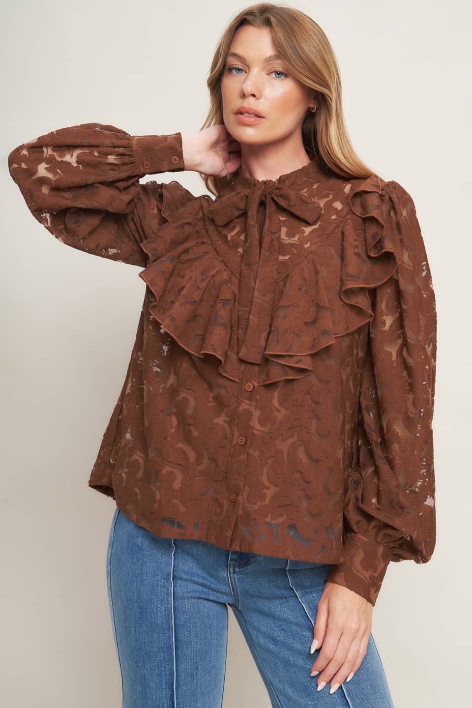 ROMANTIC SHADE WOVEN LACE TOP