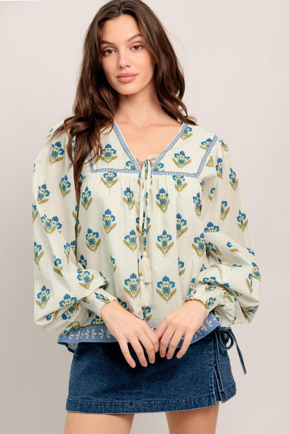 FROM COFFEE RUNS TO WEEKENDS WOVEN TOP