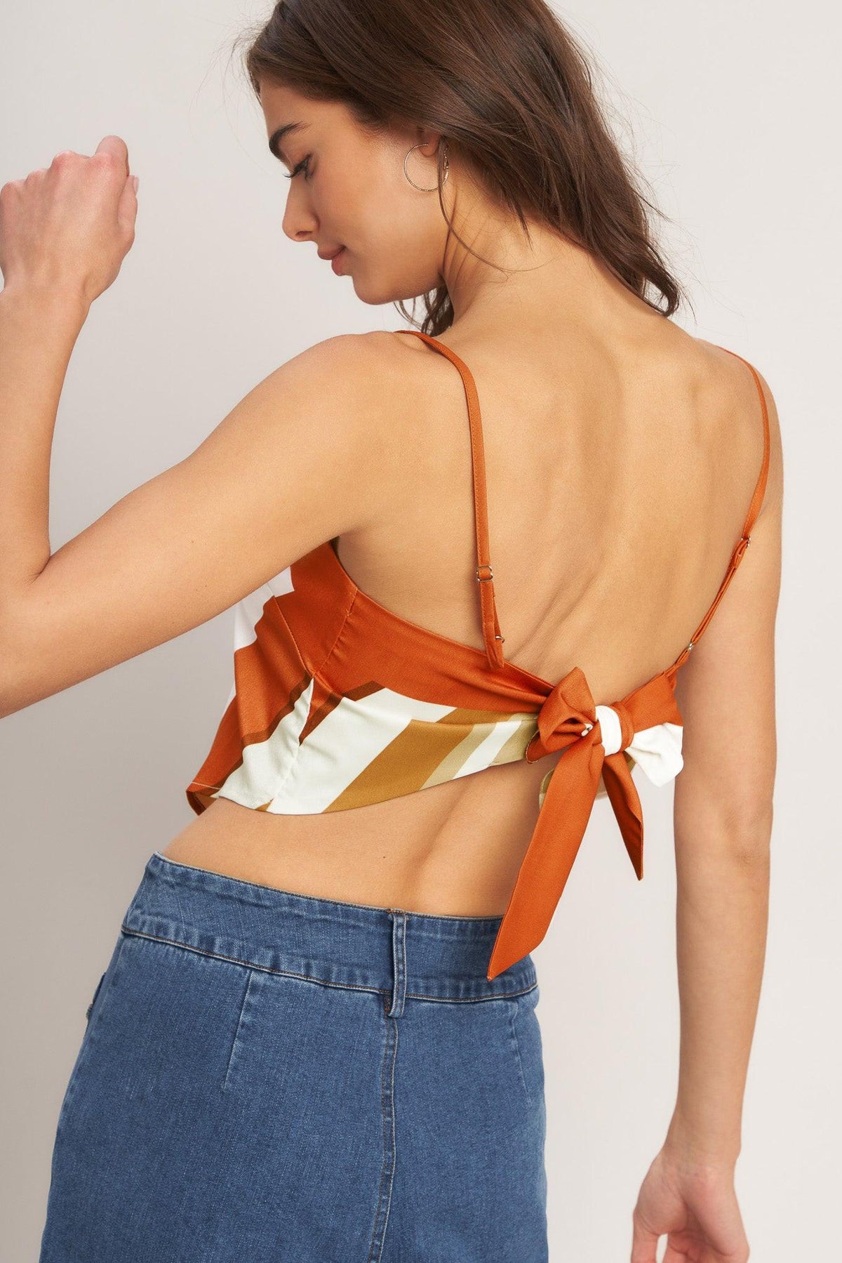 GOLDEN HORIZON WOVEN SCARF TOP