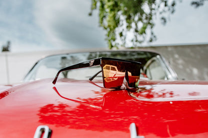Afterhour gloss black frame/spectrum lens