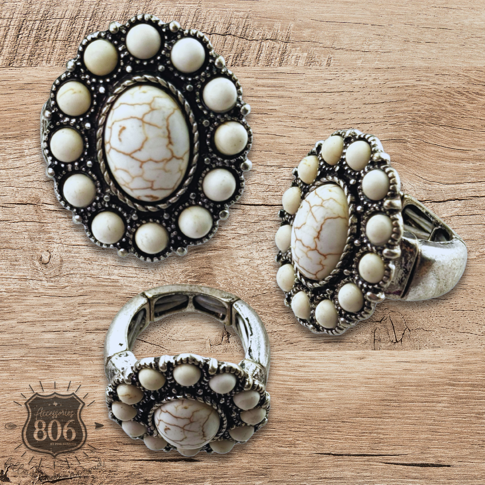 Oval stone stretch ring, last call