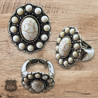 Oval stone stretch ring, last call