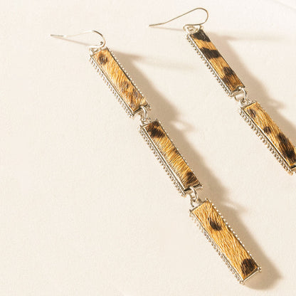 The Montana Streaks Earrings in Speckle Brown