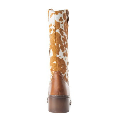 Pointy Beige Boots