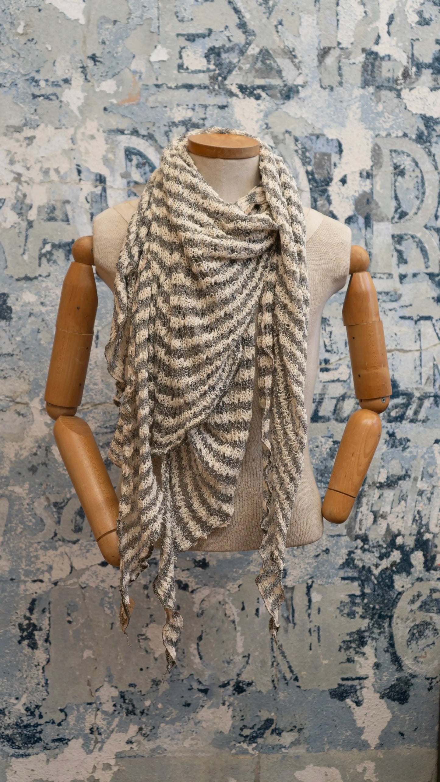 Snowy Snuggles Scarf