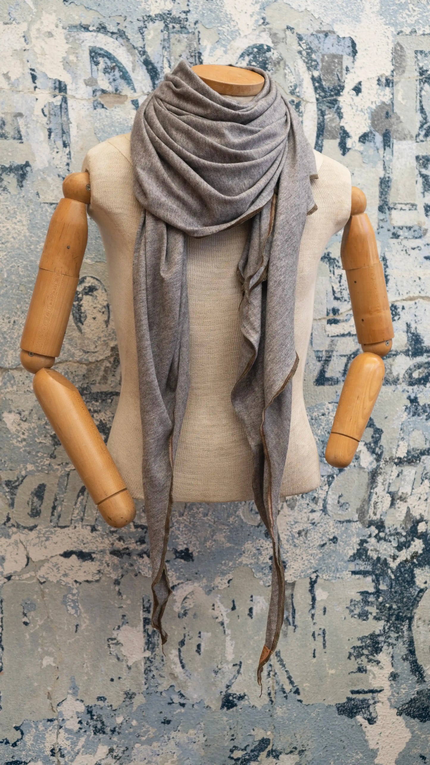The Traveler Scarf