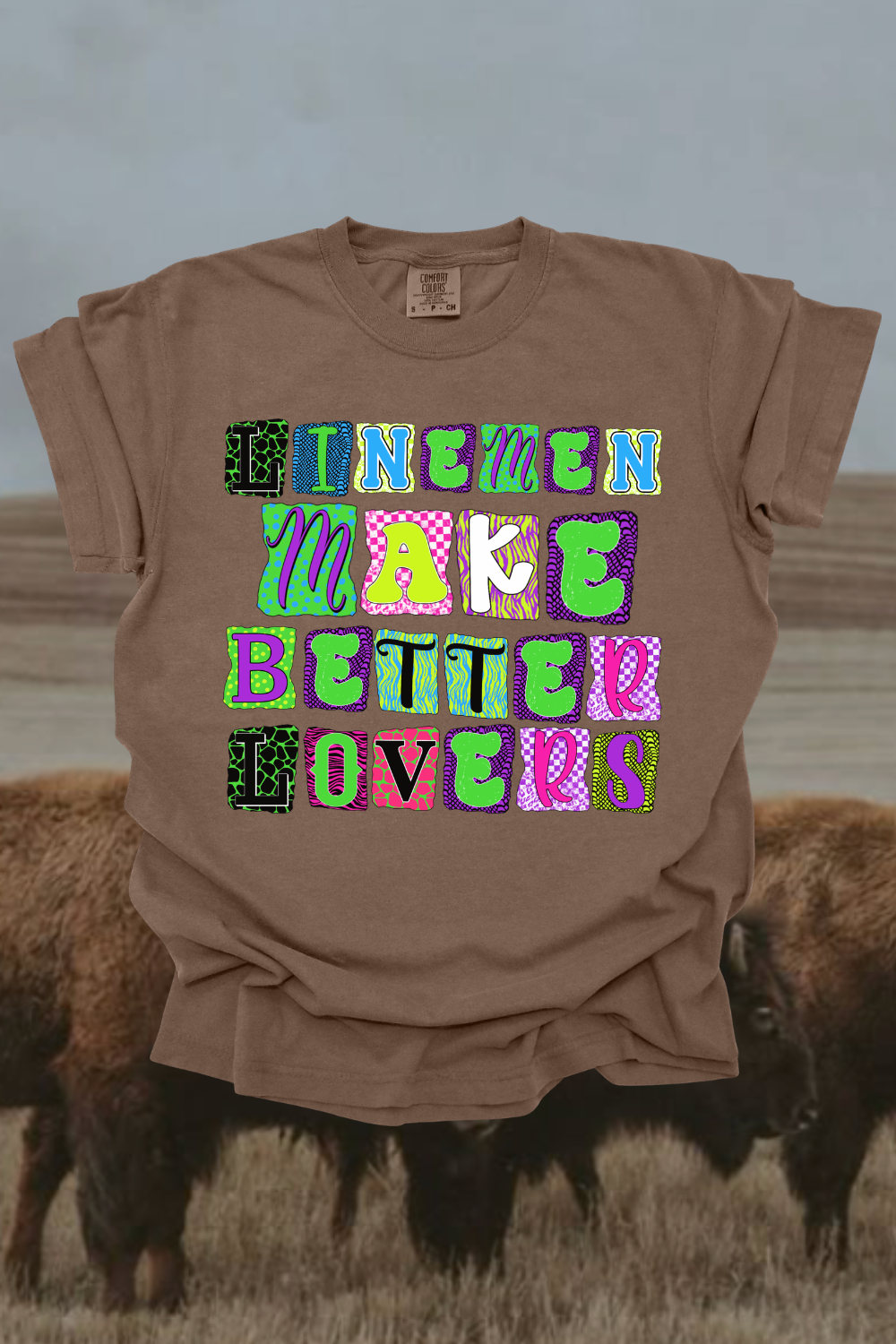 Lineman Make Better Lovers Graphic Tee