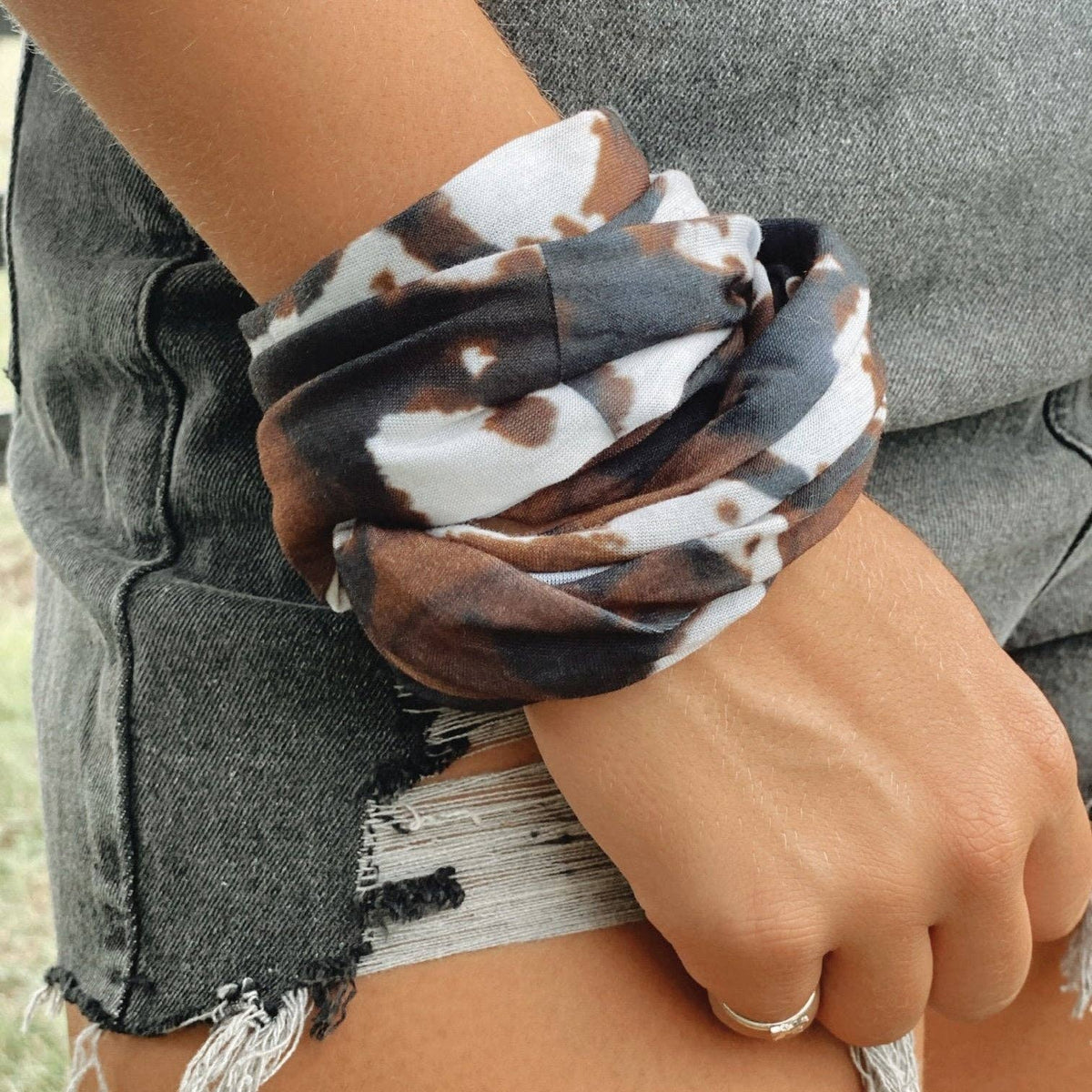 Brown Cowhide Stretchy Wrap