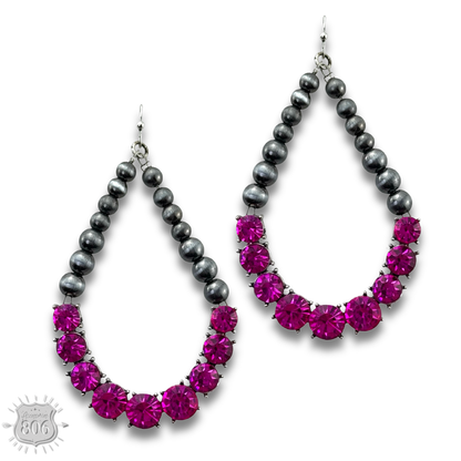 Silver and rhinestone teardrop earring