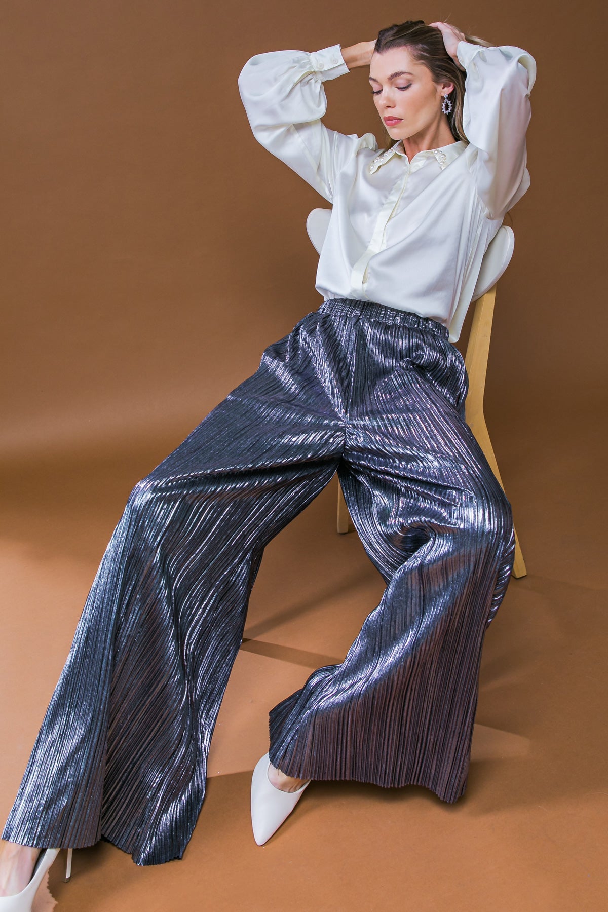 PORCH SWING KISSES WOVEN PANTS