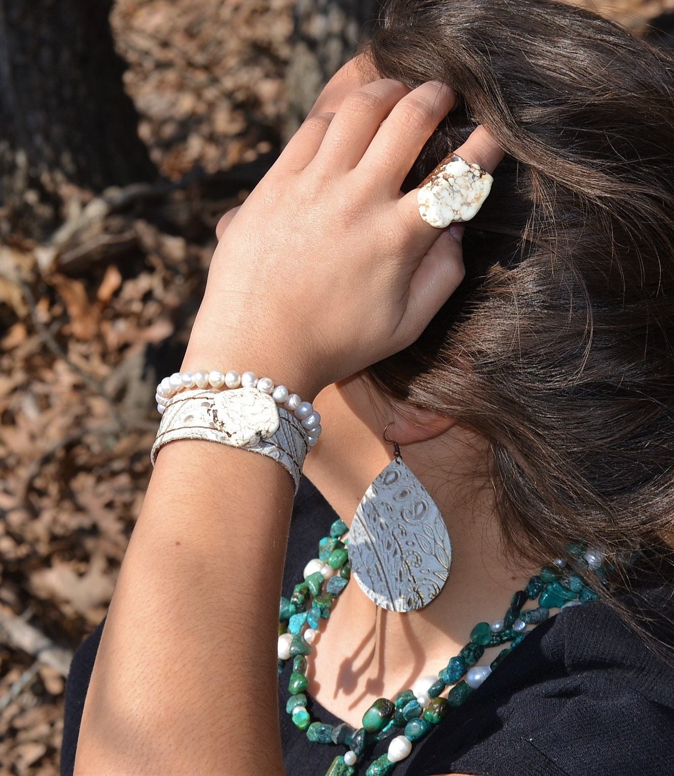**Chunky White Turquoise Slab on Hammered Gold Cuff RingBase 012s