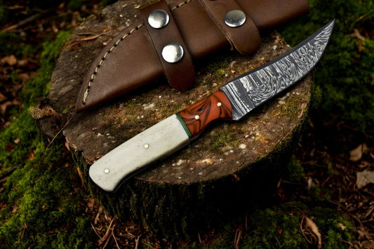 Handmade Damascus Steel Skinning Knife with Leather Sheath