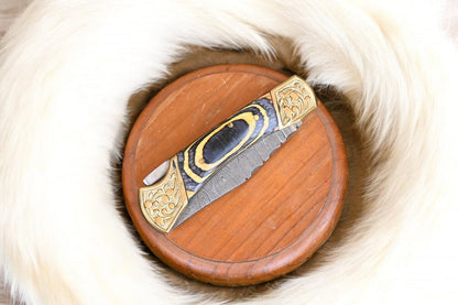 Handmade Damascus Folding Knife – Exotic Wood Handle
