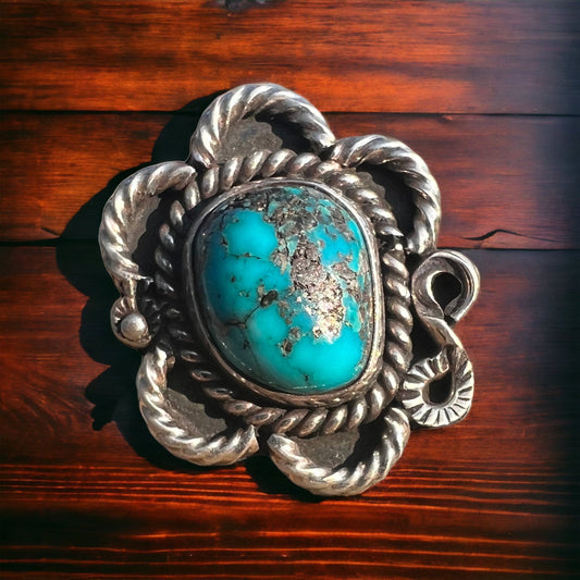 Turquoise Cabochon Sterling Silver Flower-Base Ring — Size 5